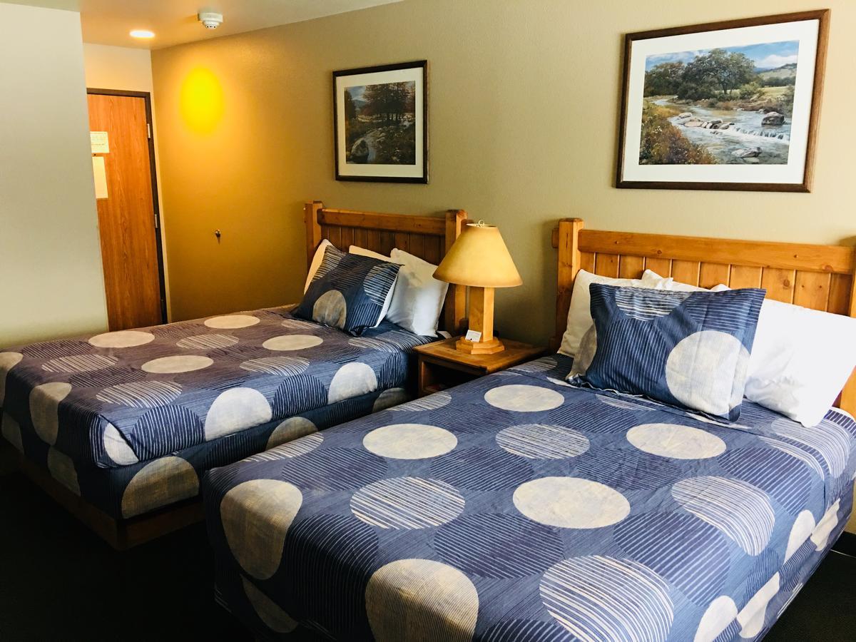 Boulder Creek Inn Donnelly Esterno foto