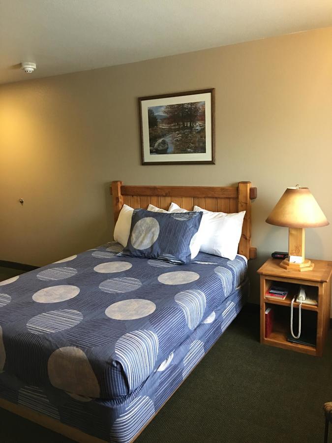 Boulder Creek Inn Donnelly Esterno foto