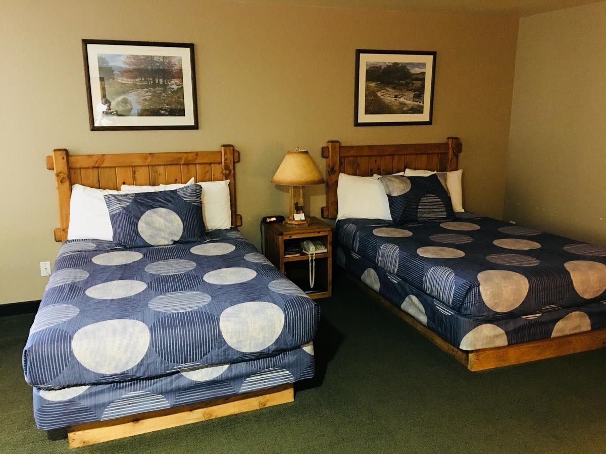Boulder Creek Inn Donnelly Esterno foto