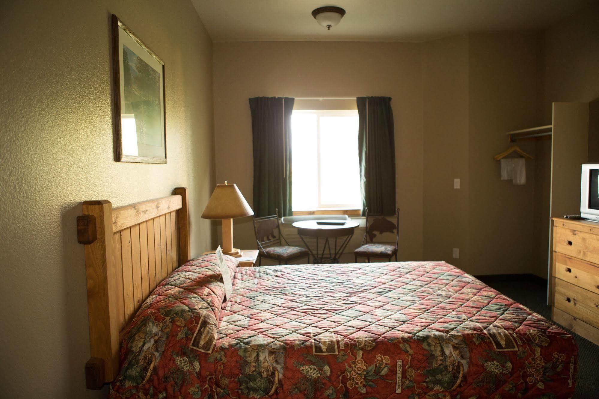 Boulder Creek Inn Donnelly Esterno foto