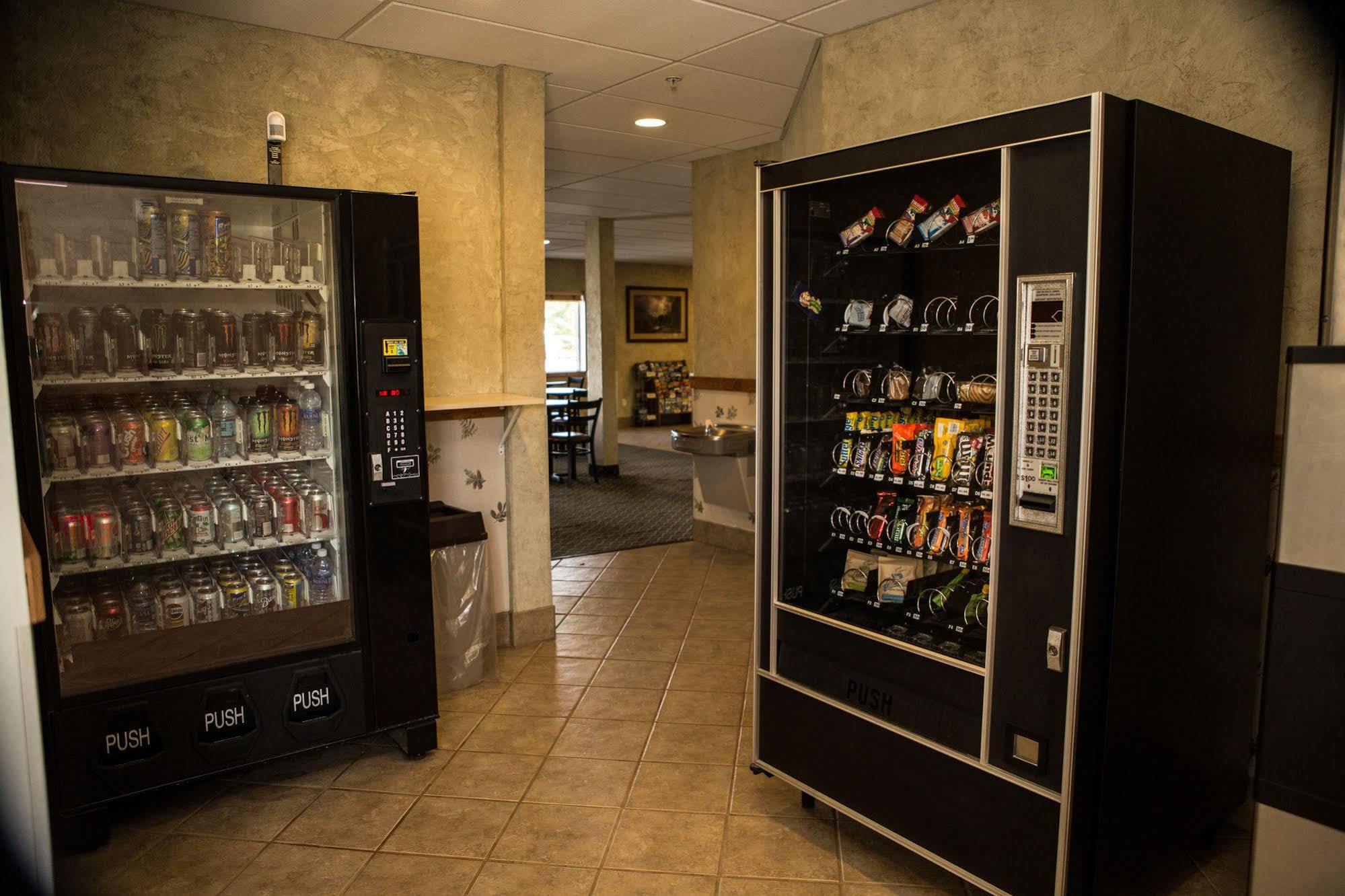 Boulder Creek Inn Donnelly Esterno foto